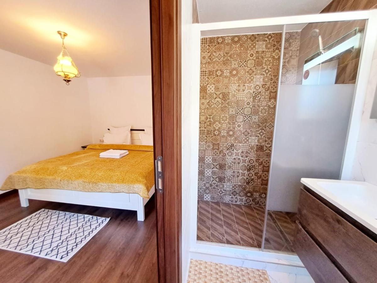 Conacul Muntii Bucovinei Hotel Câmpulung Moldovenesc Exterior foto