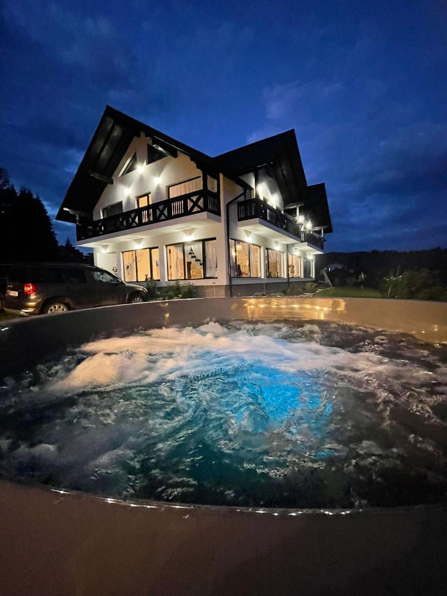 Conacul Muntii Bucovinei Hotel Câmpulung Moldovenesc Exterior foto